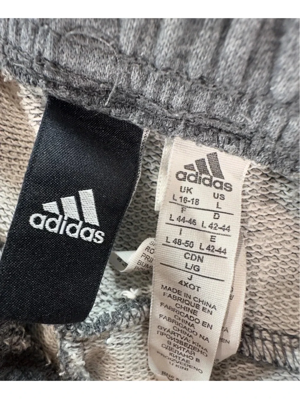 Adidas Women’s Large Gray 3 Stripe Jogger Sweatpants C0050